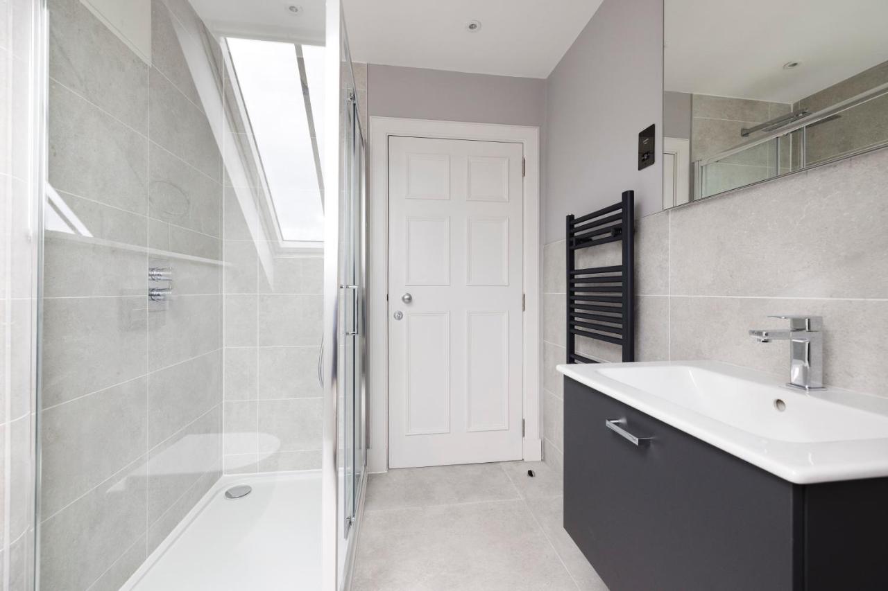 Altido Gorgeous Flat Overlooking Edinburgh Castle Buitenkant foto