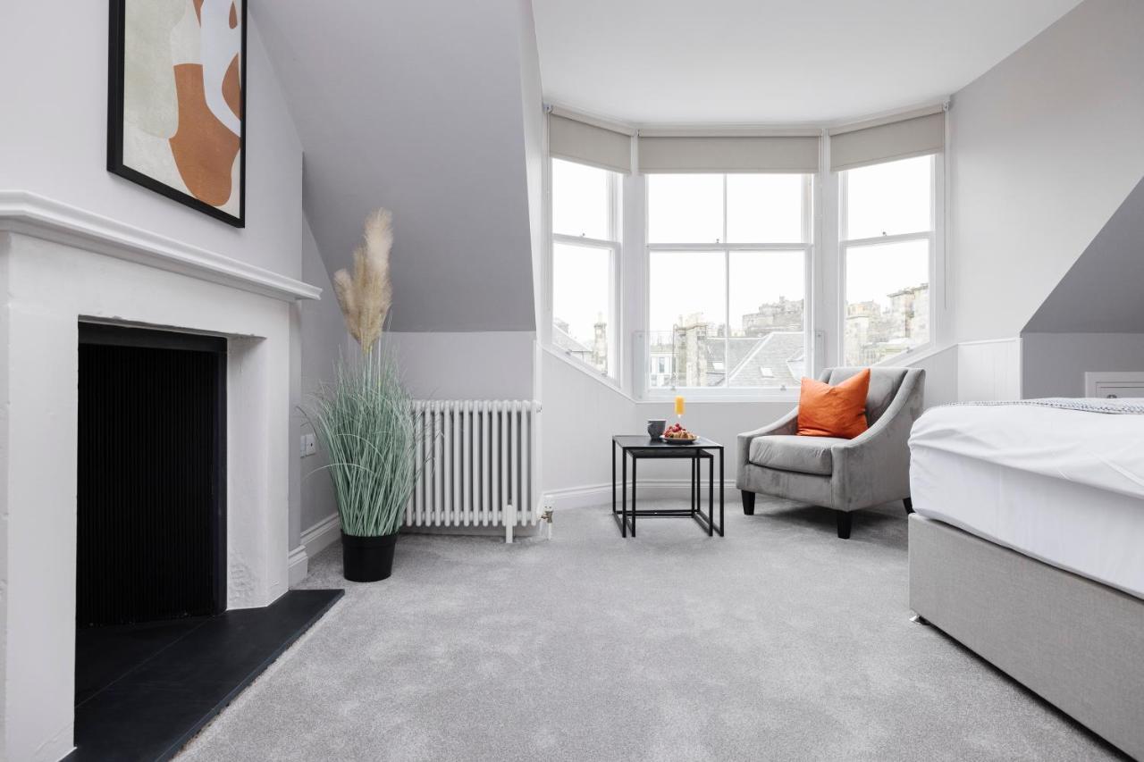 Altido Gorgeous Flat Overlooking Edinburgh Castle Buitenkant foto